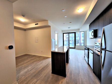 For Lease - 3006 William Cutmore Boulevard Unit# 903, Oakville, Ontario - Photo 5