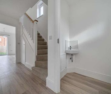 Neston Close, Swindon, SN3 - Photo 5