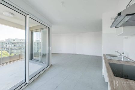 Rental Apartment Bordeaux Saint-Jean - Photo 2