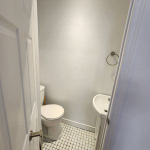 6 12 A Louer Mont-royal - Photo 3