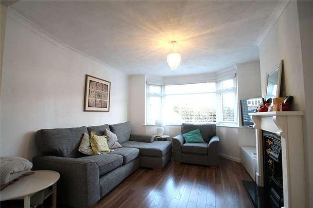 Sherrards Way, Barnet, EN5 - Photo 1