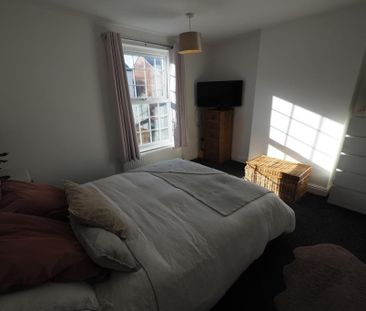 2 bedroom house to rent - Photo 1