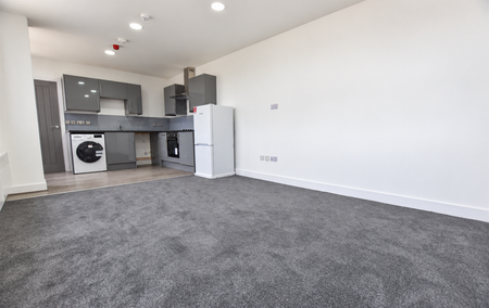 Studio to rent - Photo 2
