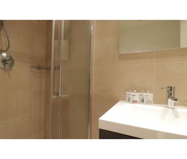 Valencia Capital - Photo 4