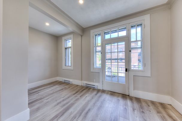 3416 Avenue Patricia, #9 - Photo 1