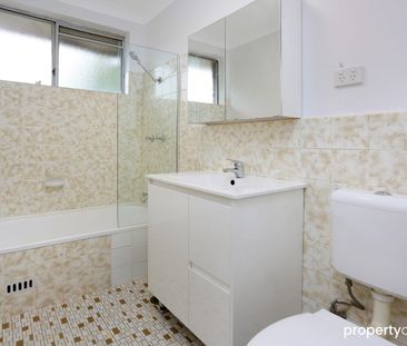 Freshly Renovated 2 Bedroom Unit - Photo 4