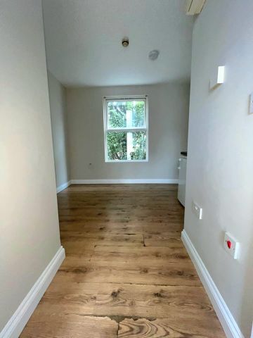 1 Bed Flat, Scotland Green, N17 - Photo 4