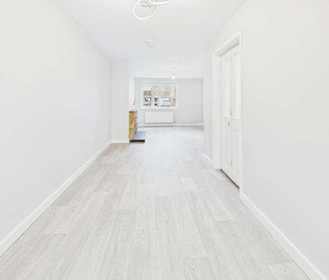 Mornington Close, Baughurst, RG26 - Photo 2