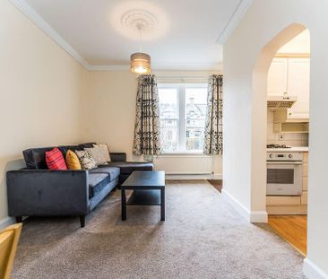 2 bedroom flat to rent - Photo 3