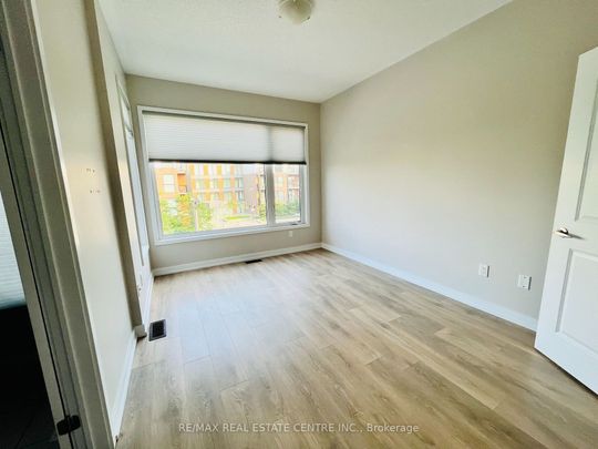 For Lease - 171 Sabina Drive, Oakville, Ontario - Photo 1