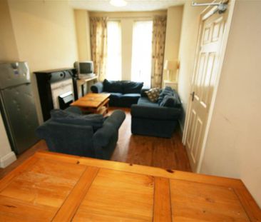 3 Canterbury Street, Off Botanic, Belfast, BT7 1LB - Photo 4