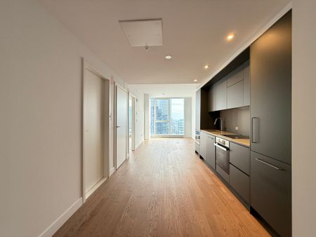 1205 Place Phillips, Montréal (Ville-Marie), QC H3B - Photo 4