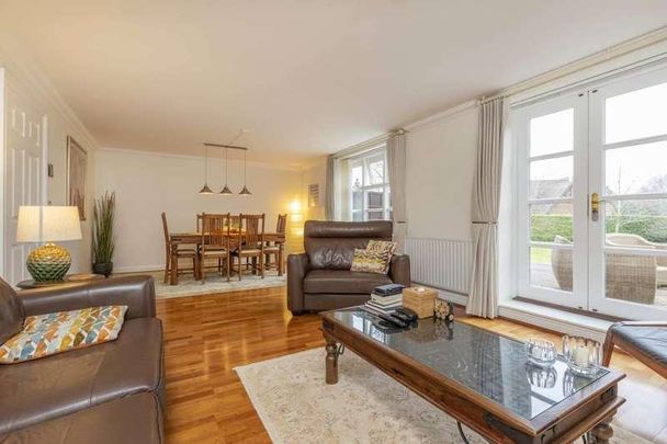 Whitlingham Hall, Norwich, NR14 - Photo 1