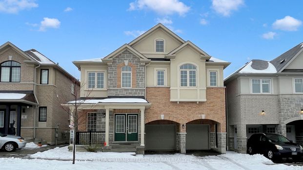 Detached Home For Lease | E8136284 - Photo 1