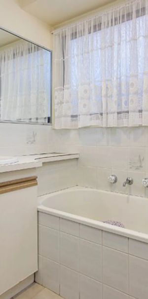 Immaculate Family Living in a Prime Wyndham Vale Location - Photo 2