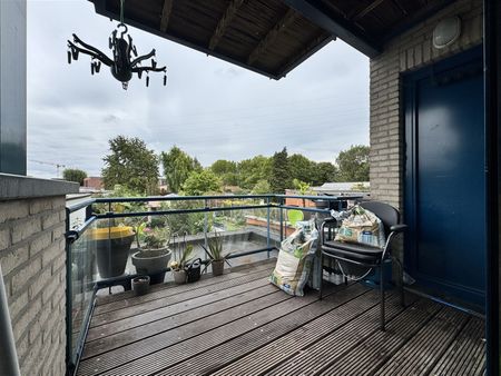 Appartement met terras in centrum Sint-Niklaas - Photo 3