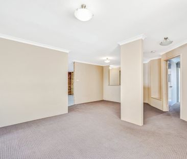 Large Family Home in quiet Cul-De-Sac - Photo 3