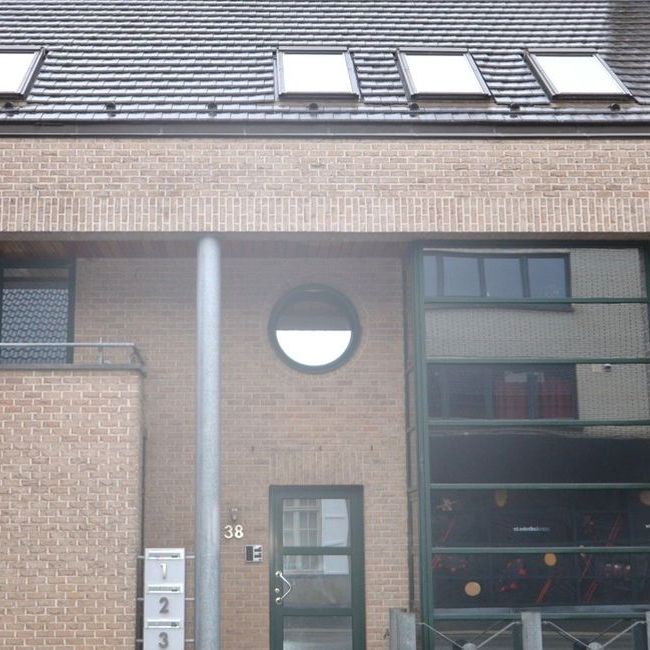 Appartement te huur in Bree voor € 785 met 1 slaapkamer - Photo 1