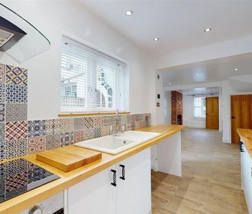 2 bedroom terraced house to rent - Photo 6