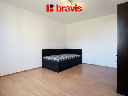 Pronájem bytu 3+1 69 m2 - Fotografie 2