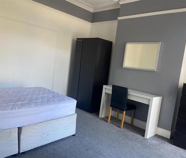 4 bedroom house to rent - Photo 6