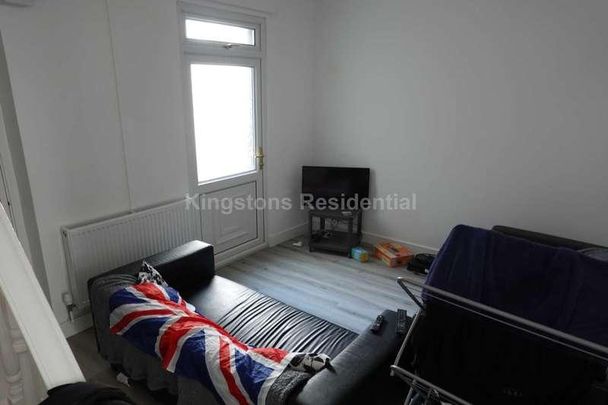 May Street, Cathays, Cardiff, CF24 - Photo 1