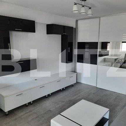 Apartament 3 camere, 60 mp, semidecomandat, zona P-ta Marasti - Photo 1