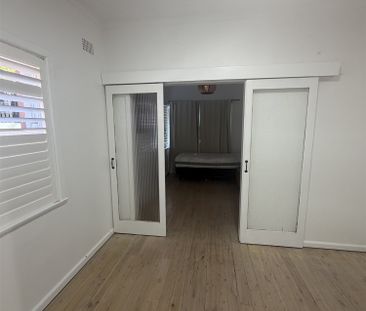 $870 per week including Bills | 2B1B + 1 Car Space | Long Term Leas... - Photo 6