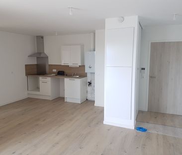 Location Appartement 3 pièces 69m² LE MESNIL ESNARD 76240 - Photo 4