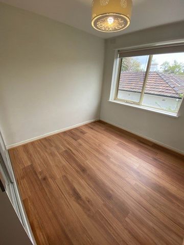 3/117 Wellington Street, Flemington VIC 3031 - Photo 2