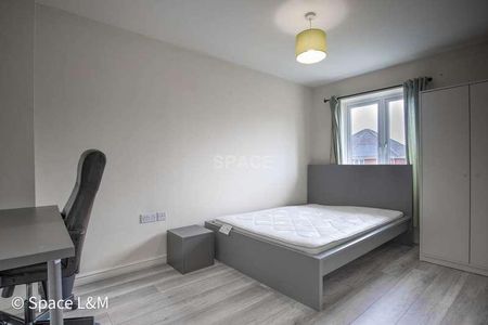 Regis Park Road, Reading, Berkshire, RG6 - Photo 5