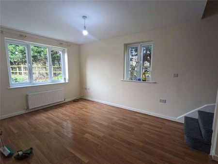 Becketts Close, Grantham, Lincolnshire, NG31 - Photo 2