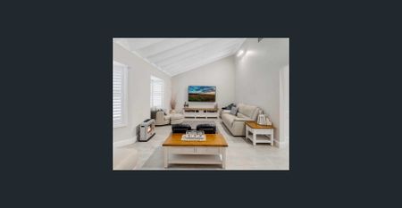 Resort Style Entertaining - Photo 3