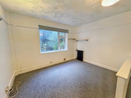 Studio to rent - Photo 3