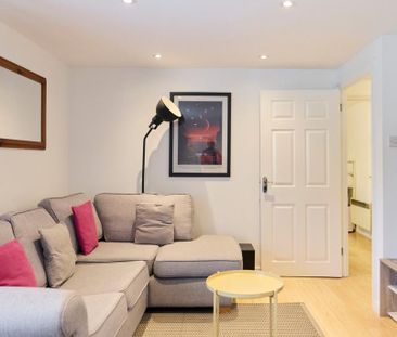 1 bedroom property to rent - Photo 2