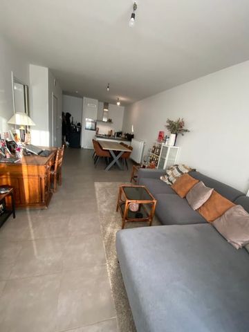 Appartement te huur - Foto 2