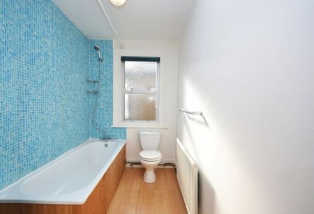 2 Bed Flat, Cavendish Road, SW12 - Photo 5