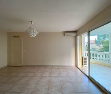 Location Appartement 2 pièces 43m² HYERES 83400 - Photo 1