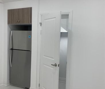 For Lease - 2623 Apricot Lane Unit# Bsmt, Pickering, Ontario - Photo 3