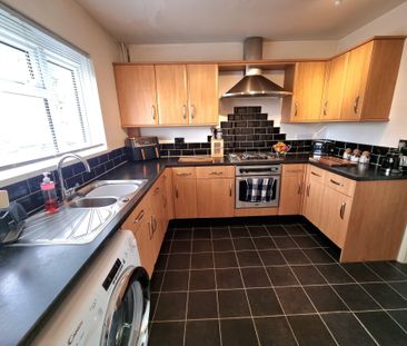 Tukes Avenue, Gosport - Photo 6