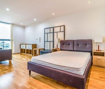 Studio to rent - Photo 3