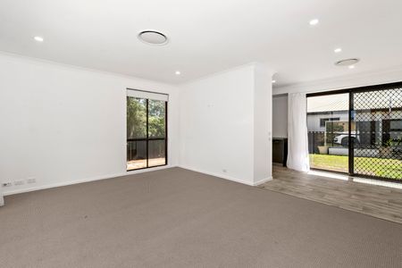2 Garsdale Avenue, Elermore Vale NSW 2287 - House For Rent | Domain - Photo 4