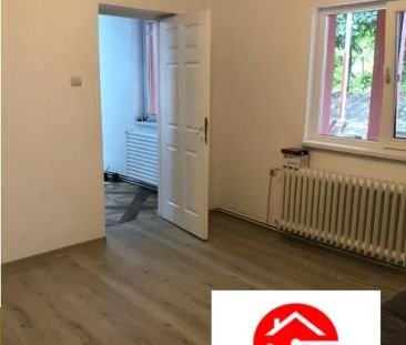 De inchiriat parterul unei case in Sancrai - Fotografie 3