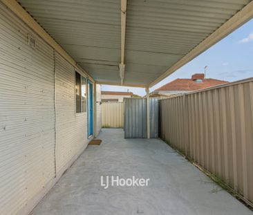 15a Doolan Street, Carey Park WA - Photo 6