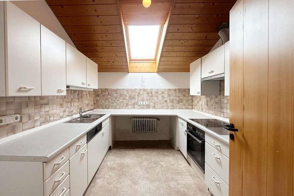 DG-Wohnung in charmantem Zweifamilienhaus - Photo 1