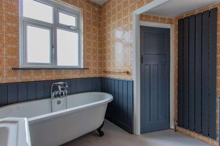 Roath Court Road, Roath, CF24 - Photo 2