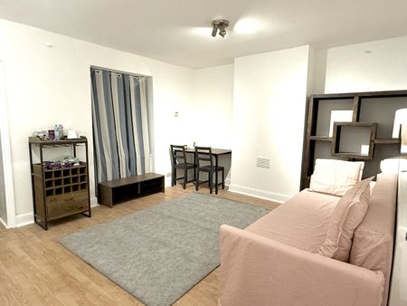 1 Bed Flat, Kew Bridge Road, TW8 - Photo 2