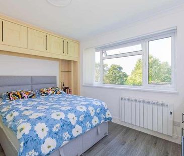 Croxley Rise, Maidenhead, SL6 - Photo 3