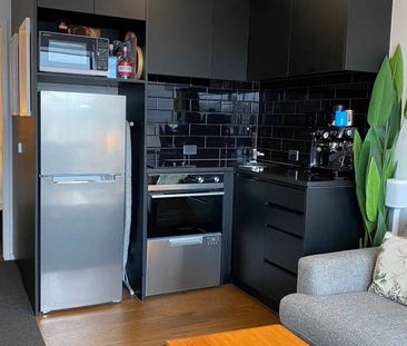 702B/4 Elizabeth St - Photo 1
