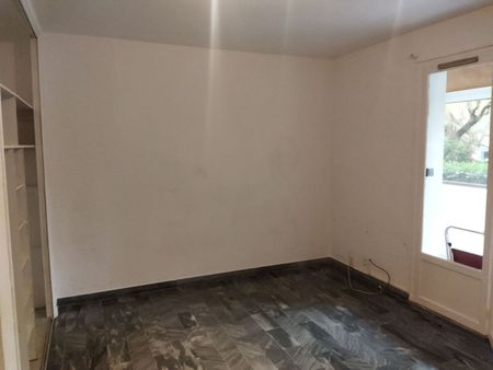 Location appartement 1 pièce, 27.00m², Hyères - Photo 2